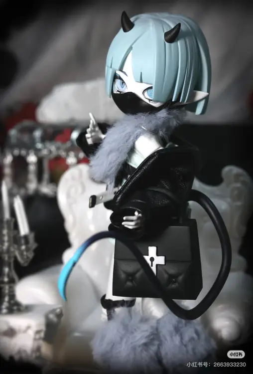 XFREE - CHUZTING - Devil's Horn Series BLIND BOX - 21cm