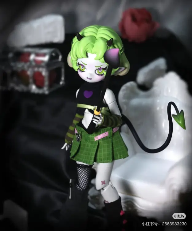 XFREE - CHUZTING - Devil's Horn Series BLIND BOX - 21cm