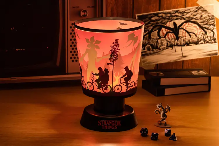 Paladone - Stranger Things - Lampka - 20cm