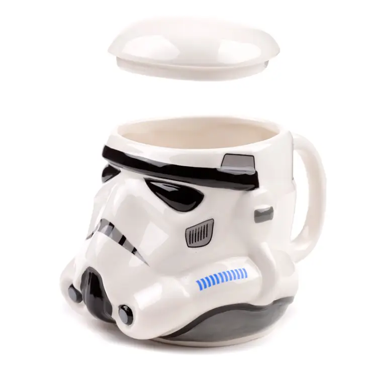 Puckator - STAR WARS - Stormtrooper - 3D Mug with lid 18oz