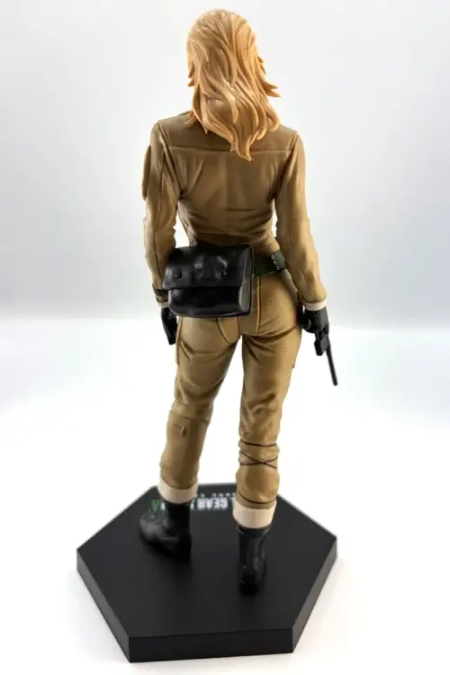 METAL GEAR SOLID DELTA - Eva - Figure 20cm