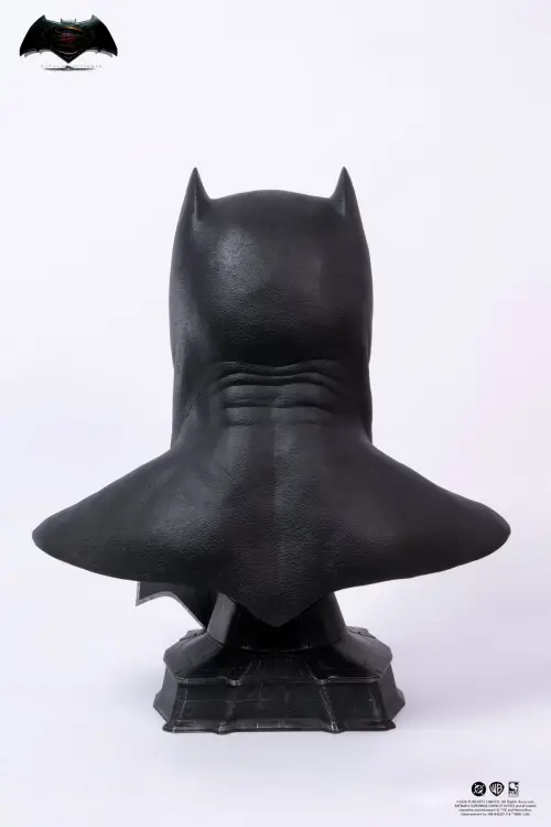 PureArts - BATMAN V SUPERMAN - Batman Cowl - Replica 1/1 51cm