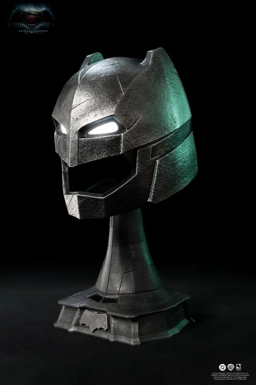 PureArts - BATMAN V SUPERMAN - Armored Batman Helmet - Replica 1/1