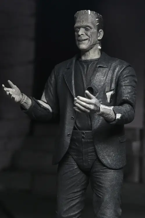 Neca - UNIVERSAL MONSTER - Frankenstein and his mate - Ultimate Figure 17cm