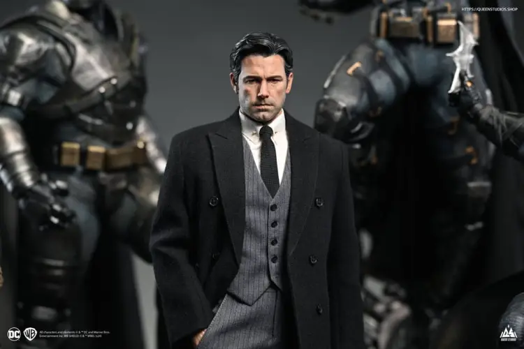 x_qs-justiceleaguebrucewayne_o.jpg