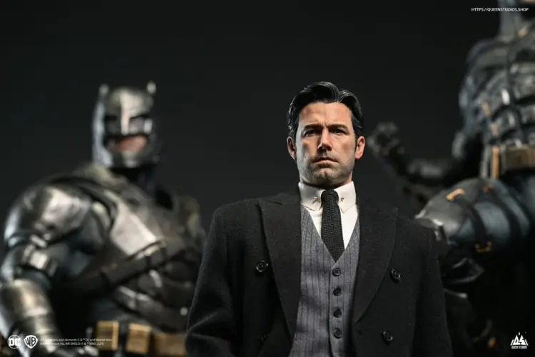 x_qs-justiceleaguebrucewayne_s.jpg