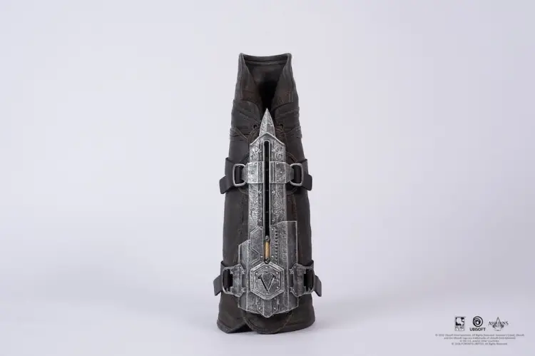 PureArts - ASSASSIN'S CREED BLACK FLAG - Edward Hidden Blade - Replica 1/1