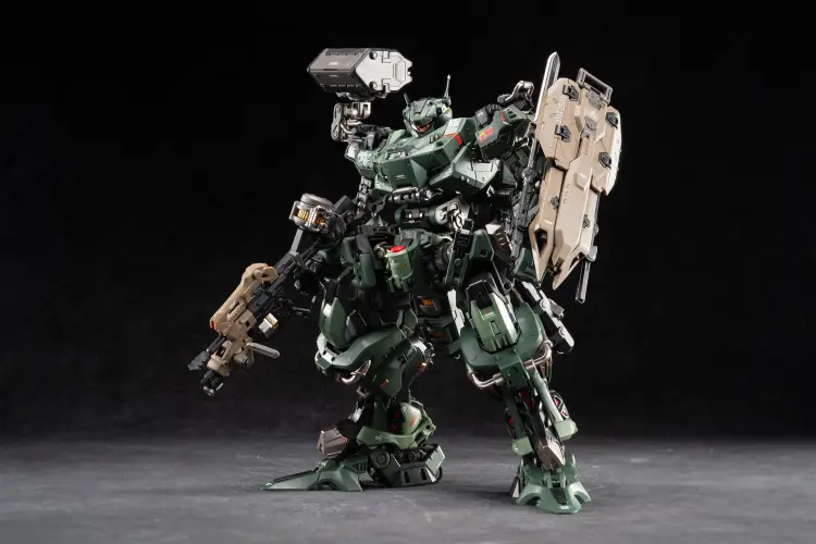MOTOR NUCLEAR - MNP-CR02A Ji Hu Type II Assault Type - Model Kit 23cm