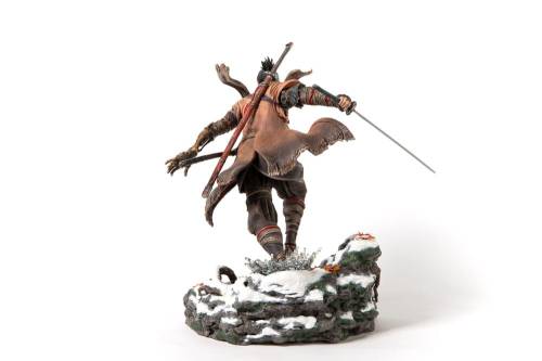 Sekiro: Shadows Die Twice Figurka 32 cm