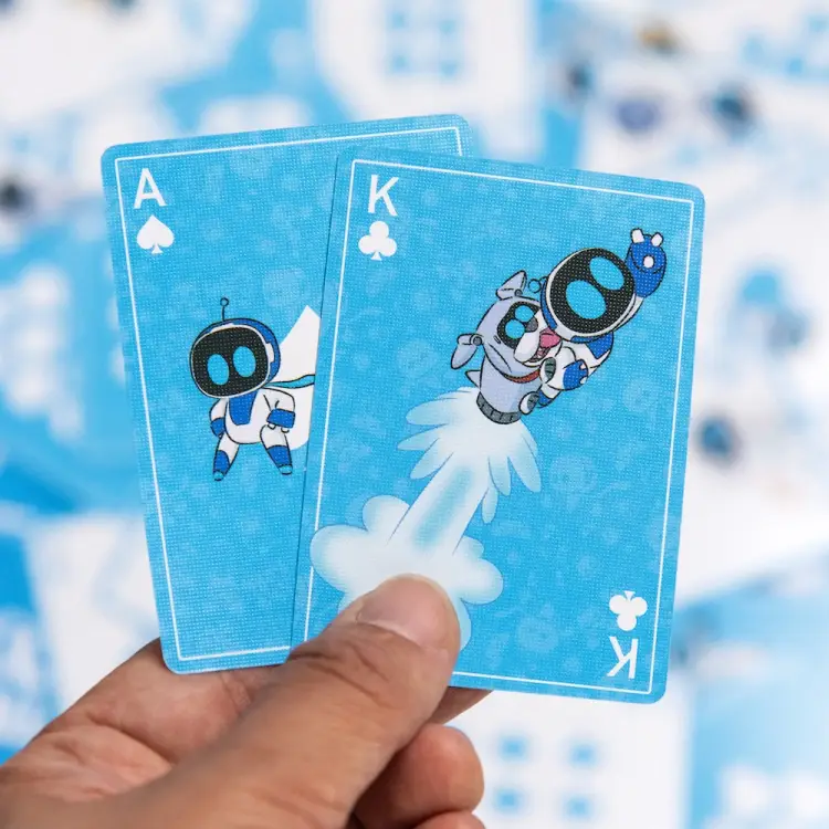 Paladone - ASTRO BOT - Playing Cards in a Tin